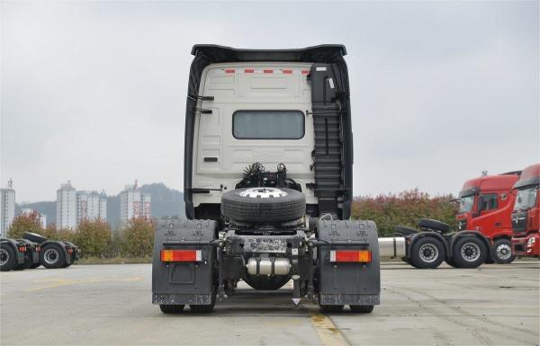 Used Shacman Truck Tractor 20000kgs Howo 4x2 Dump Truck 6x4 Tractor Truck