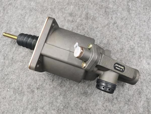 Trucks And Cars Engine Parts Clutch Booster Cylinder DZ93189230080