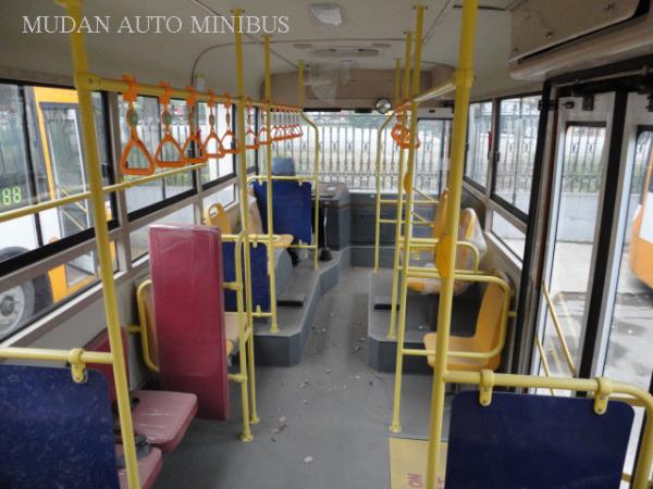 CNG Inter City Buses 48 Seats Right Hand Drive Vehicle 7.2 Meter G Type