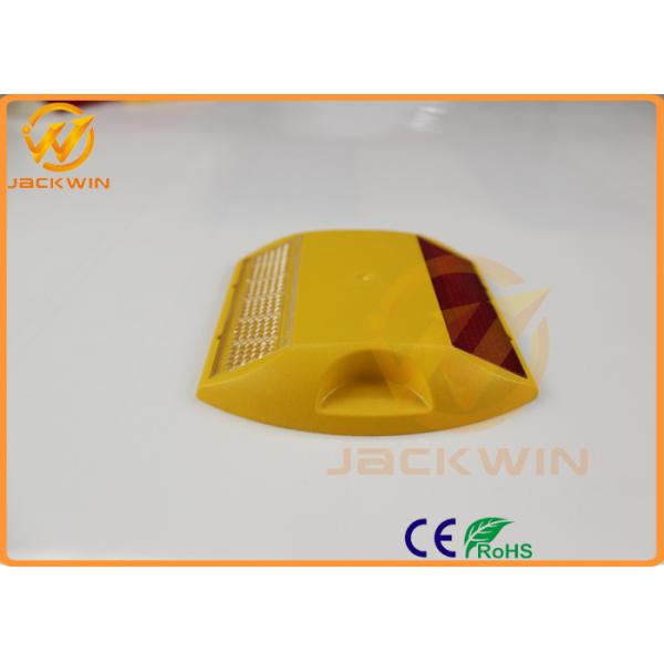 Plastic 3M Road Stud Pavement Marker ABS / PMMA 20T Weight Capacity