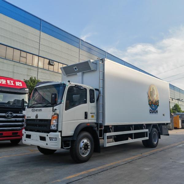 HOWO Thermoking Refrigerated Van Freezer , Refrigerated Transport Truck