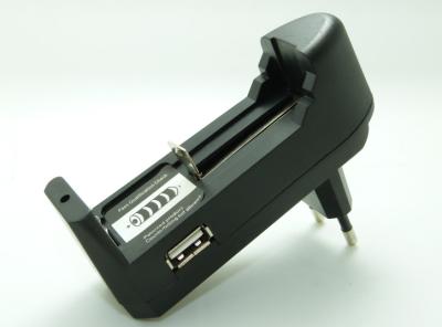 Standard EU Plug Li Ion Wall Battery Charger With USB 4.2V 500mA Output Voltage