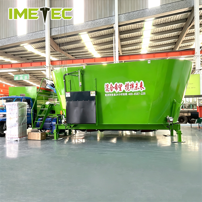 Forage Ration Fixed Small Vertical TMR Mixer Tungsten Carbide Blade 3 Phase