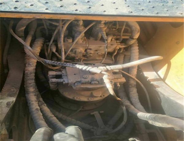 hyundai 20 ton  korea hyundai chain korea excavator 225-7/220-5 korea hyundai crawler excavator with good quality