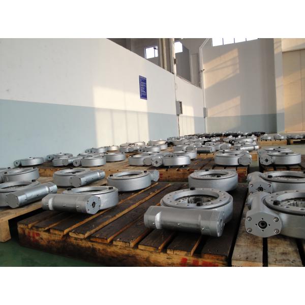 Heavy Duty HSE Series Slewing Ring Bearing Worm Drive For Crane Machinery or Solar Tracker