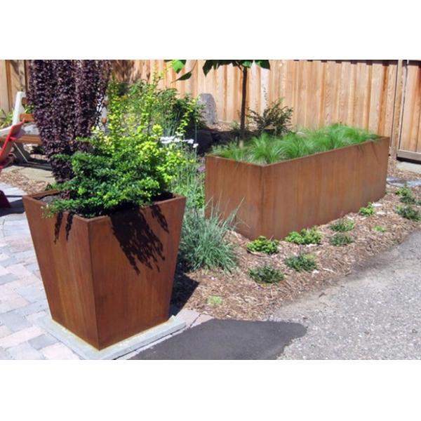 High Strength Rusted Steel Planters , Rectangular Metal Planter Forging Technique