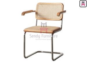 modilhão 0.44cbm de madeira que janta a cadeira SS201 com espaldar de Canework