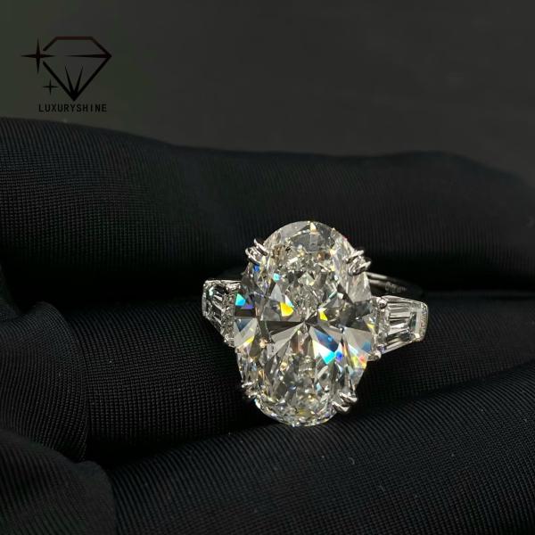 Luxuryshine Oval Cut VVS/VS Lab Grown Diamond 10CT Solitaire Ring 18K solid Gold custom Jewelry  With IGI Certificate