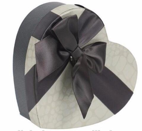 High Quality Custom Logo Luxury Paper Cardboard Jewelry Gift Box,Rigid Cardboard Black Paper Decorative Luxury Candle Bo