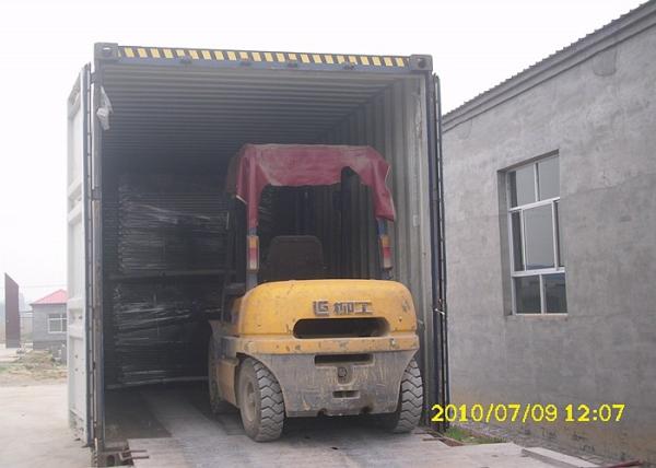 Easily Assembled Steel Square Tube Fence Designs With 25mm Tube Diameter Eco Friendly