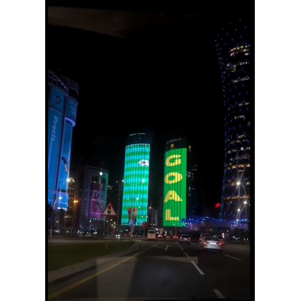 Панорамный светодиодный сетчатый экран 4 мм пиксельной ширины для архитектурного ландшафтного освещения