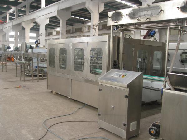 High Capacity Stable PET Bottle Filling Machine / Water Filling Equipment