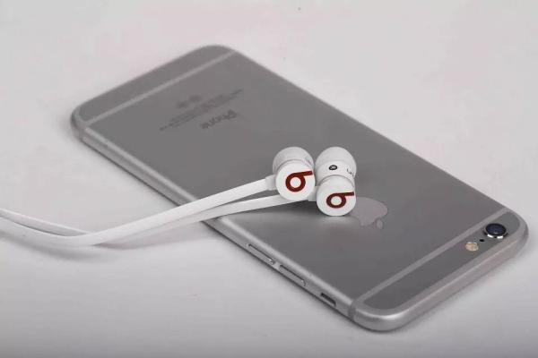Beats by Dr.Dre urBeats Wireless Bluetooth4.0 In-Ear Headphones Earphones white