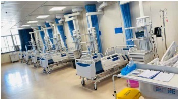 Lit d'hôpital électrique semi-Fowler intensif, lit médical de soins, chaise, couchette, ICU