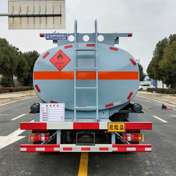 Left Hand Drive SinoTruck HOWO 10000 Liters Fuel Tanker Truck Small Tank Truck for Oil Diesel Delivery