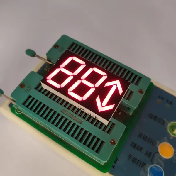 Elevator Floor Indicator: High-Visibility Red 7-Segment Display with Directional Arrow