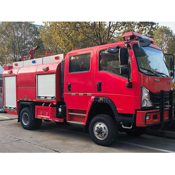 Новый пожарный грузовик Howo 5000L Водяная пеновая цистерна 4X4 пожарный грузовик Хорошая цена