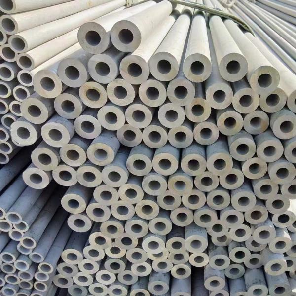 Sem emenda laminado a alta temperatura de aço inoxidável da tubulação SCH40 SCH80 SCH160 da resistência de corrosão