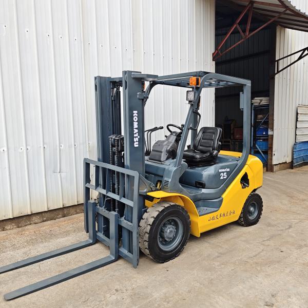 2.5T Used Forklift 3T Diesel Forklift For Retail Industries Diesel Engine Source
