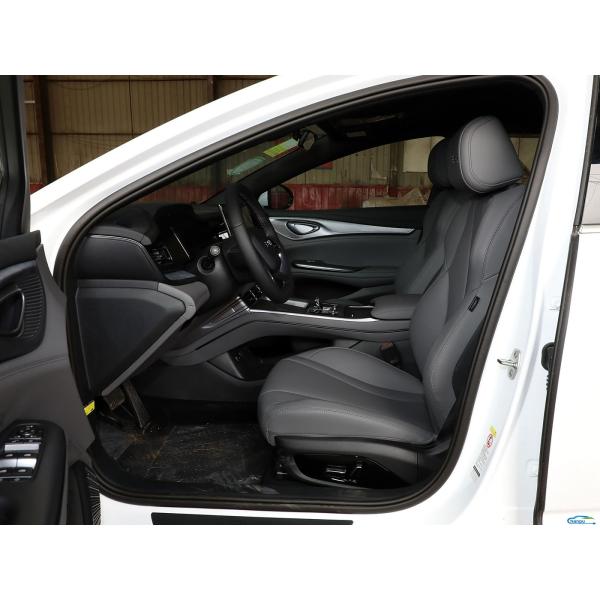 Medium Glory Version Dm-I 121Km Elite Type Sedan with Suspension Steering System by BYD