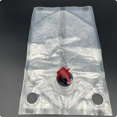 Clear Bag In Box With Reusable Valve Food Safe Transparent Liquid Packaging Bib Bag For Liquid Storage Dispensing