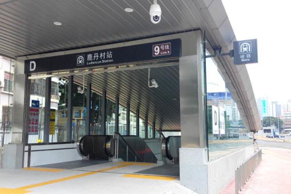 Noise Reduction Custom Stainless Steel Products For Subway Entrance And Exit Station