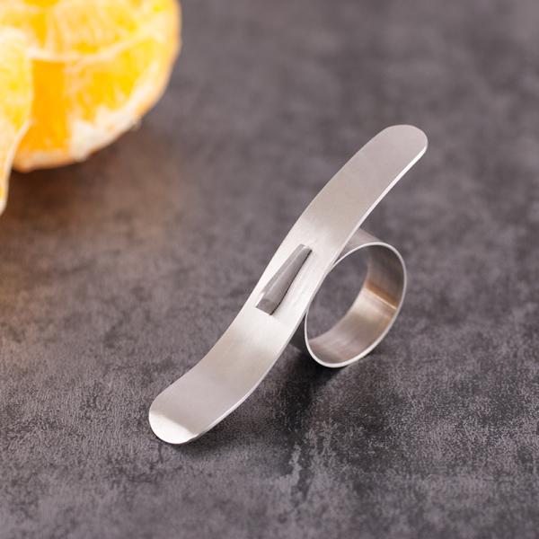 Kitchen Gadgets Mini Fruit Peeler Machine with Product Size 7.5*1.1*2.5cm and About 13g
