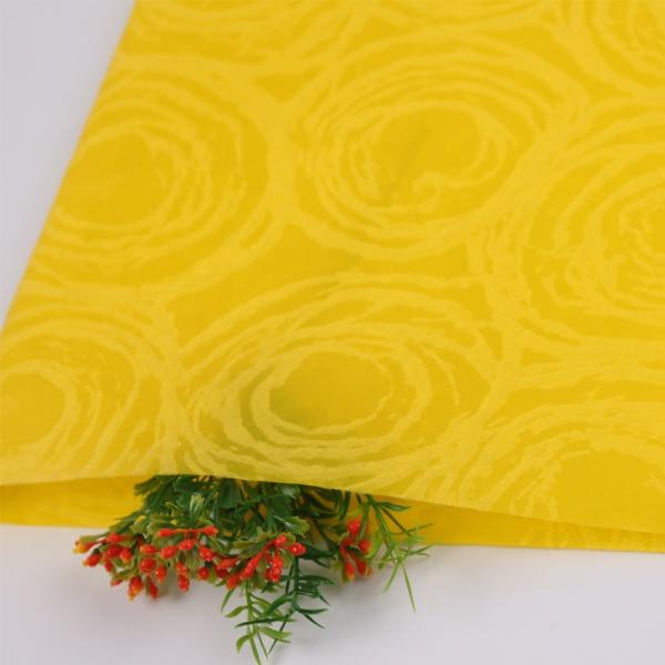 Recyclable 3D выбило Nonwoven валентинки подняло крен 58cm упаковочной бумаги подарка