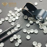 Petit 0.8-1.0 diamant brut du carat HPHT CONTRE le diamant non coupé de synthétique de couleur de la clarté DEF