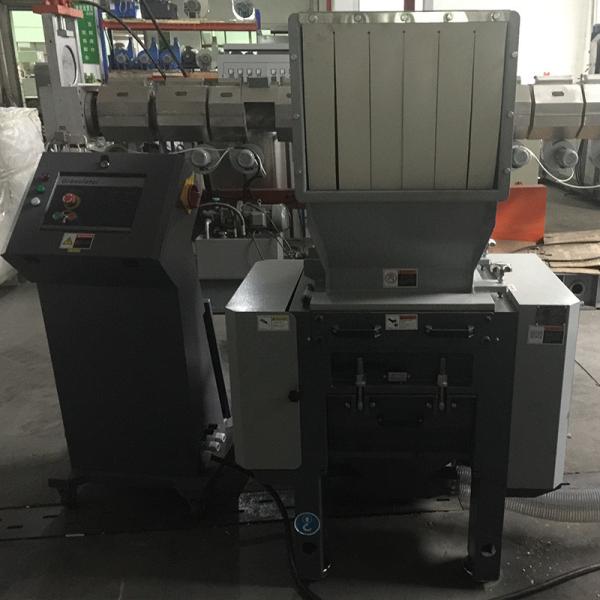 Claw Shaped Blade Waste Plastic Crushing Machine LDF C 600 22kw Power 200-280kg/H