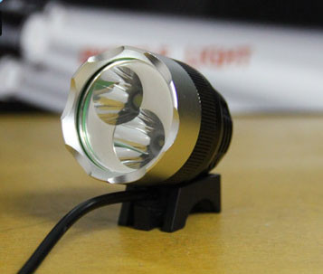 Water resistant 1800lm 13W Cree LED Bike Light  , 4400mAh Battery Pack