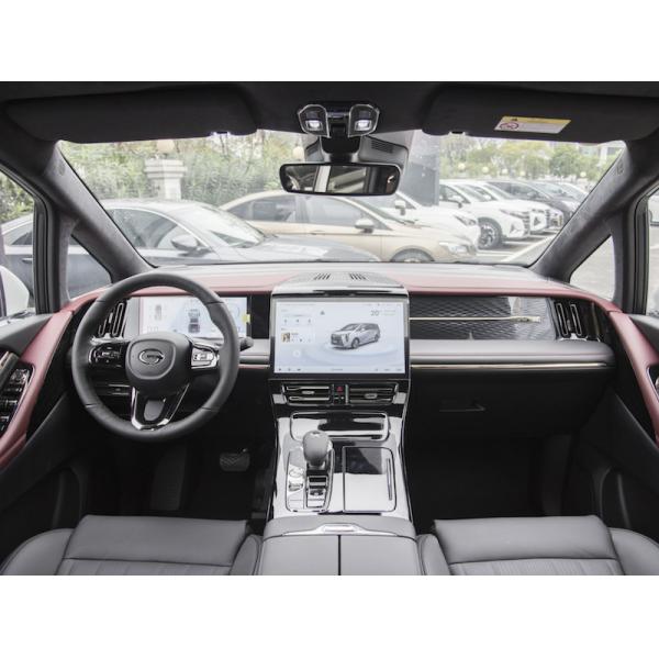 Бензин водя версии 2.0T большой MPV серии 390T Zhizun Trumpchi M8 2021