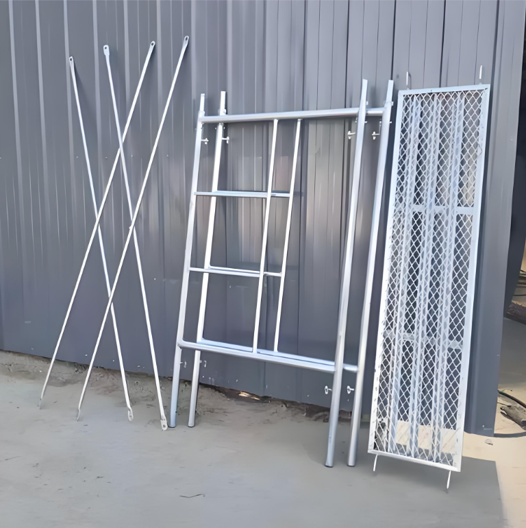 High Strength Metal Frame Scaffolding Foldable Mobile Scaffold Tower With Top Platform / Side Braces