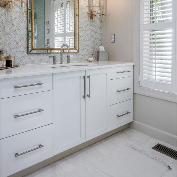 Modern Luxury American Lacquer Bathroom Furniture Shaker Style Bathroom Vanity White Bathroom Cabinets