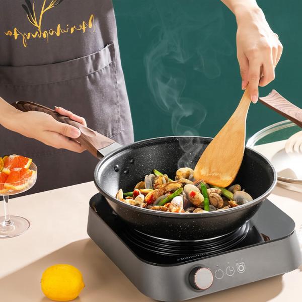30 / 32 / 34Cm Kitchen Cookware Aluminum Non Stick Wok Pan With Lid