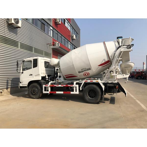 Перевозок тележки конкретного смесителя M3 Dongfeng совершенно новые дворы 6/7