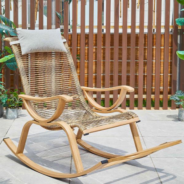 Modern Style Comfortable Outdoor Chaise Lounge Chair for Leisure Rattan Wicker Lazy Sofa