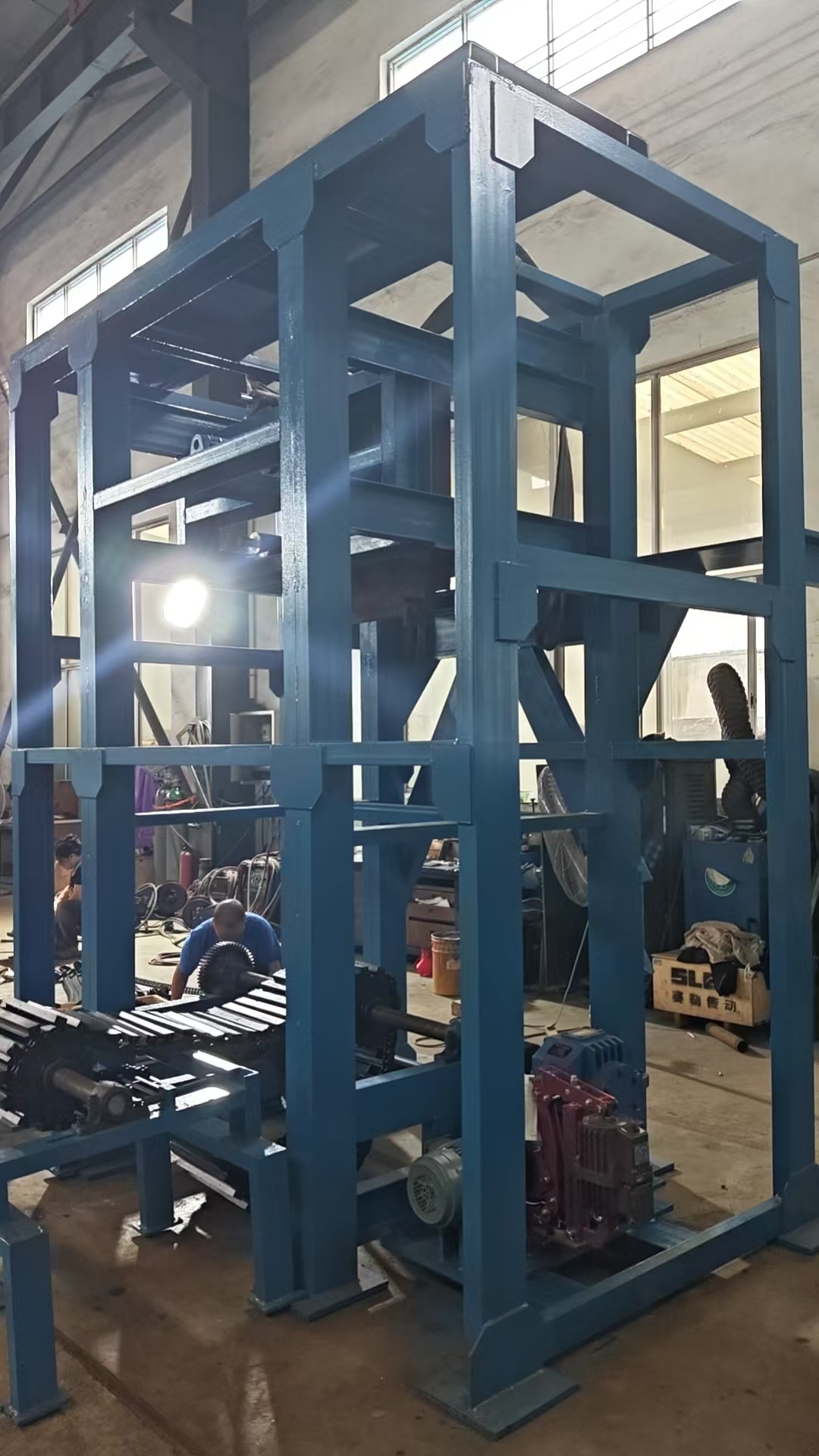 Heavy Duty Steel Cathode Plate Lifting Machine With Accurate Height Positioning