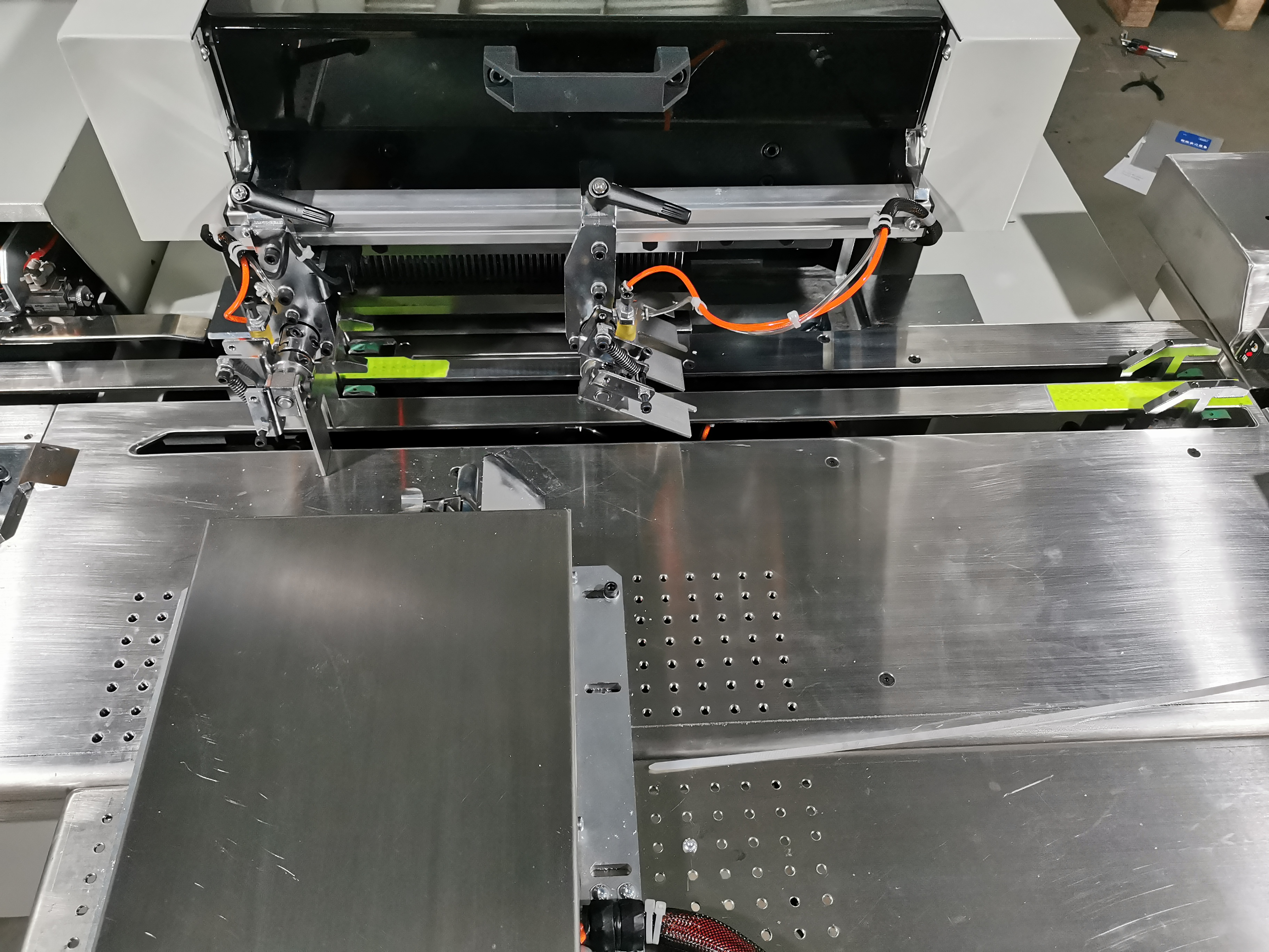 Electric Automatic  Spiral Coil Binding Machine with Punching Max 420mm Width Heavy Duty Office Book Binder High Speed