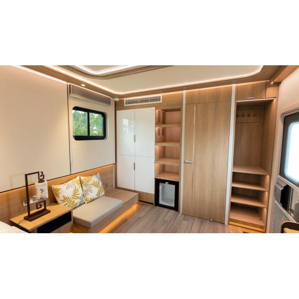 Hard Top Camping Caravan Hotel Caravan Luxury Trailer RV High End Camping Trailer Portable Living Space RV