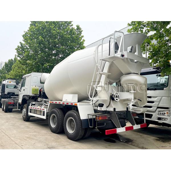 HOWO camión mezclador de cemento nuevo/usado camión mezclador de cemento montado camión mezclador de cemento bomba barato y fino