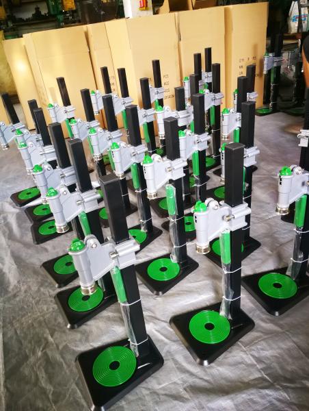 Semi Automatic Bench Beer Bottle Capper 19 * 21 * 50cm Manual Operated