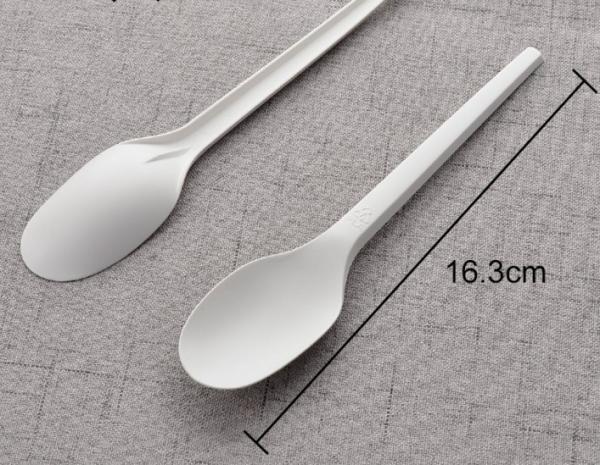 Disposable Spoon Fork Knife Set Biodegradable Option for Catering and Buffet Service