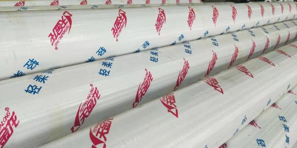 Bandeira macia da propaganda do PVC de 550 G/M, bandeiras exteriores do Pvc do cabo flexível longo da vida útil
