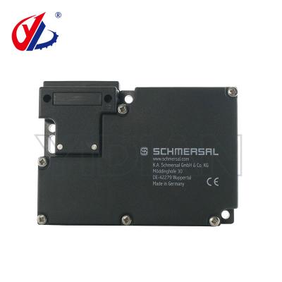 4008321206 Interceptor de bloqueio de segurança de fecho de solenoide AZM161CC-12/12RKEU-024