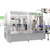 3 dans 1 machine de remplissage pure automatique d'eau potable 3000BPH pour la bouteille en plastique d'ANIMAL FAMILIER