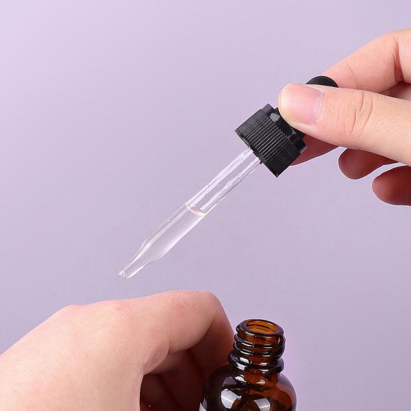 24/400 Pipettes à goutte à goutte noires Pompe à pulvérisation Parties de bouteilles pour sérums