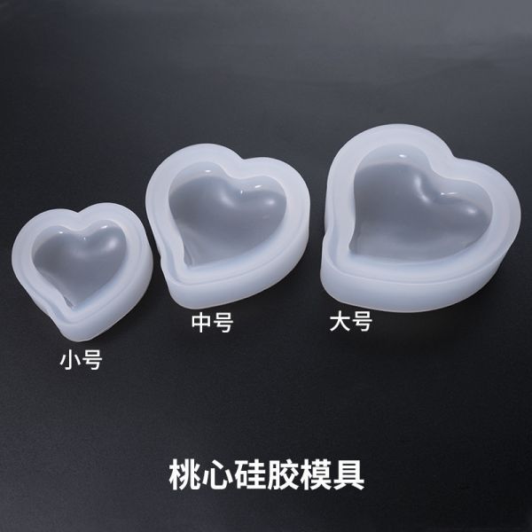 DIY Crystal Dropping Gel Mold Cake Mold Jewelry Love High Brightness Mirror Size Peach Heart Silicone Mold