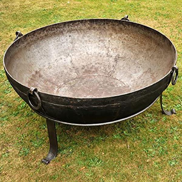 Customized Round Large Steel Fire Pit SGS Standard For Picnic