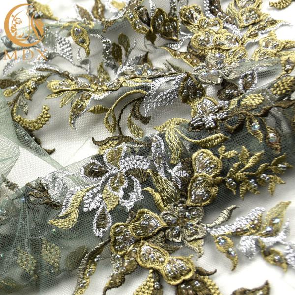 Мода отбортовала вышивку ткани шнурка Applique 3D Handmade для Bridal платья